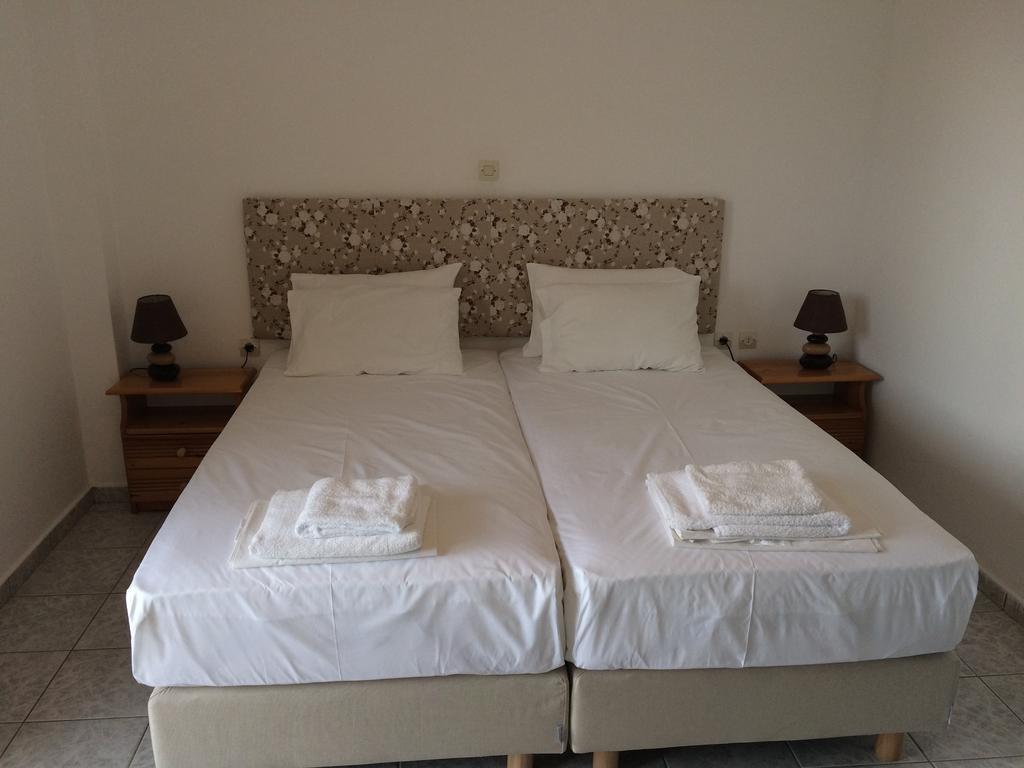 Aggeliko Apartment Гитио Екстериор снимка