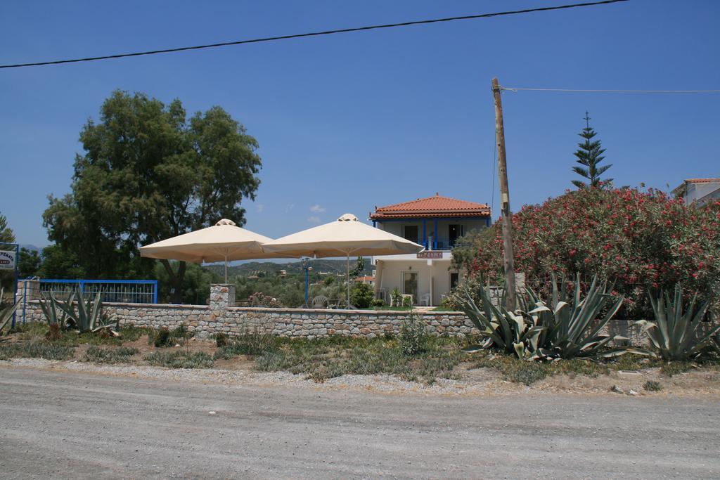 Aggeliko Apartment Гитио Екстериор снимка